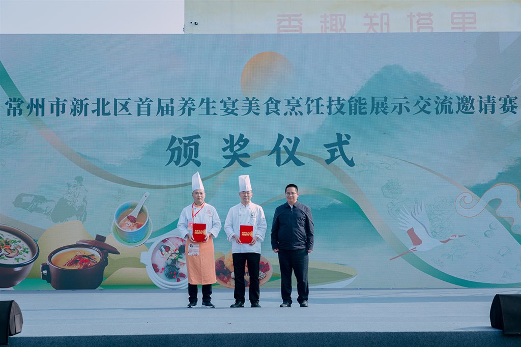 个1.jpg